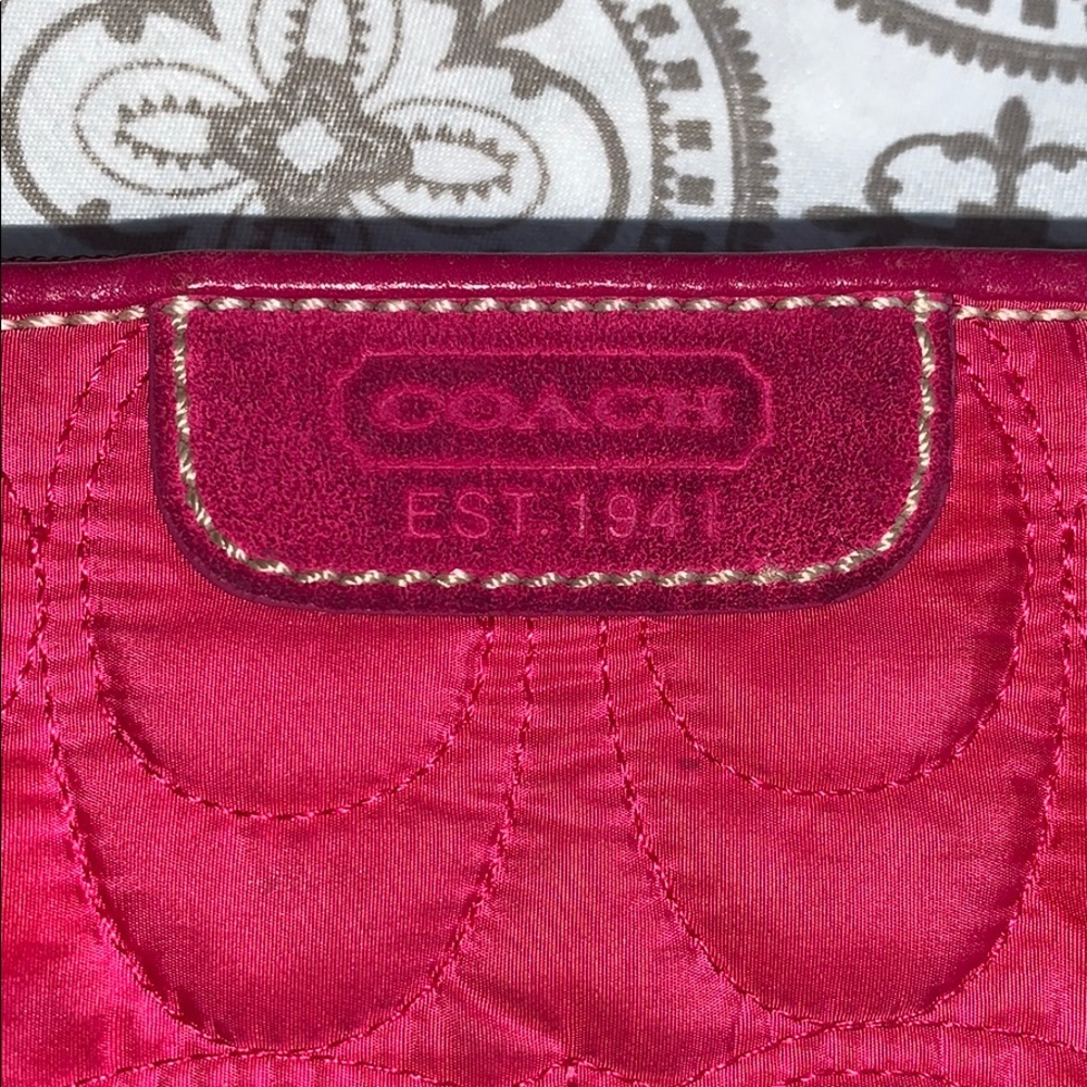 Pink Coach wristlet - Picture 4 of 4